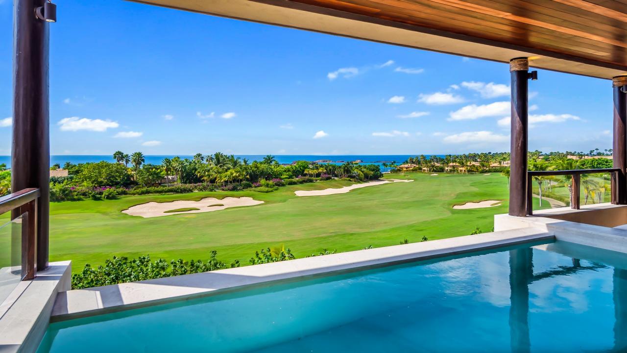 Condo Mar is a threebedroom Punta Mita resort.
